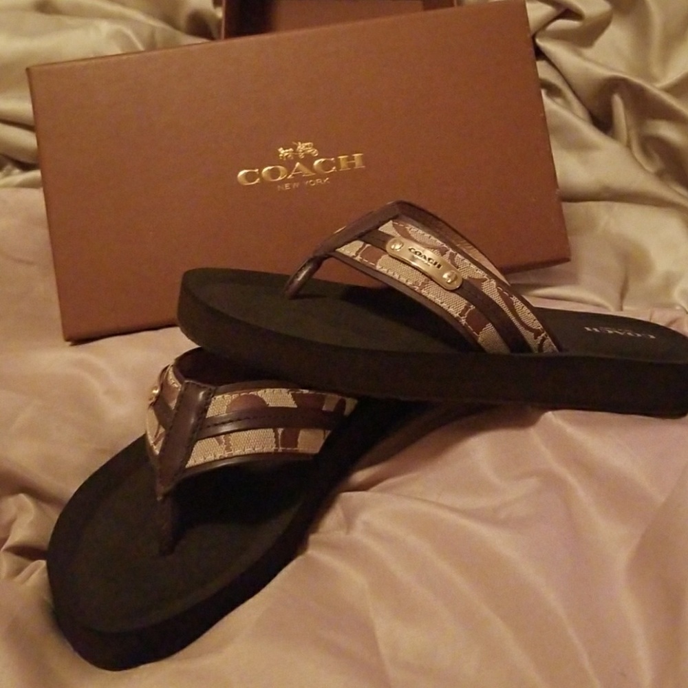 Coach flip flops
